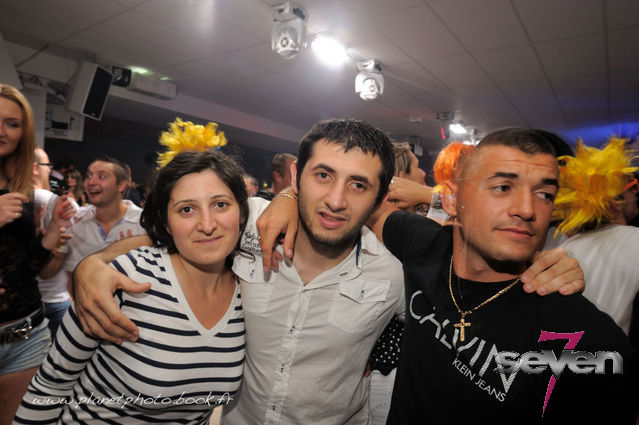 Cliquer pour voir l'image en taille réelle