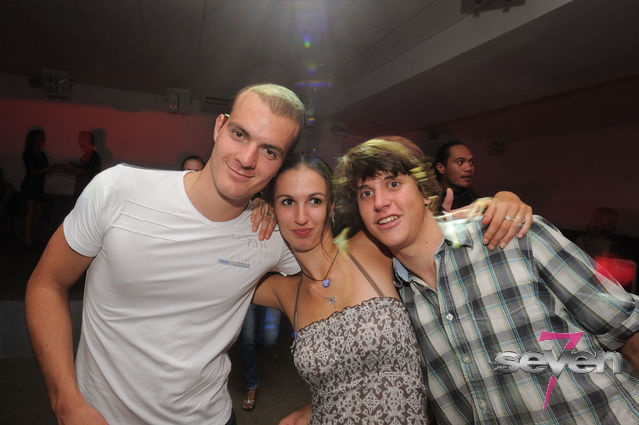 Cliquer pour voir l'image en taille réelle