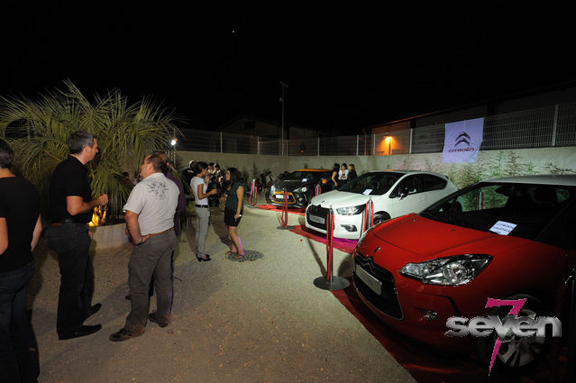 Cliquer pour voir l'image en taille réelle