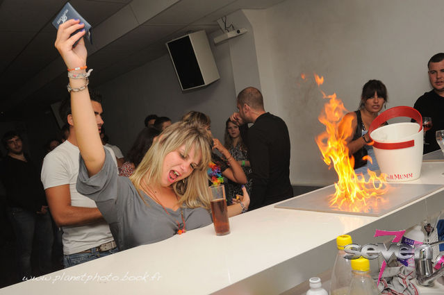 Cliquer pour voir l'image en taille réelle