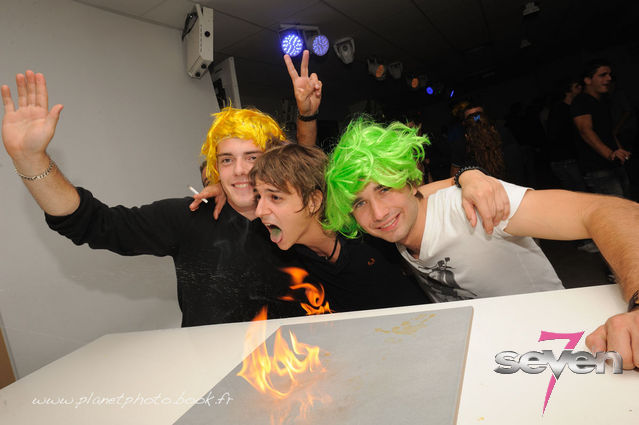 Cliquer pour voir l'image en taille réelle